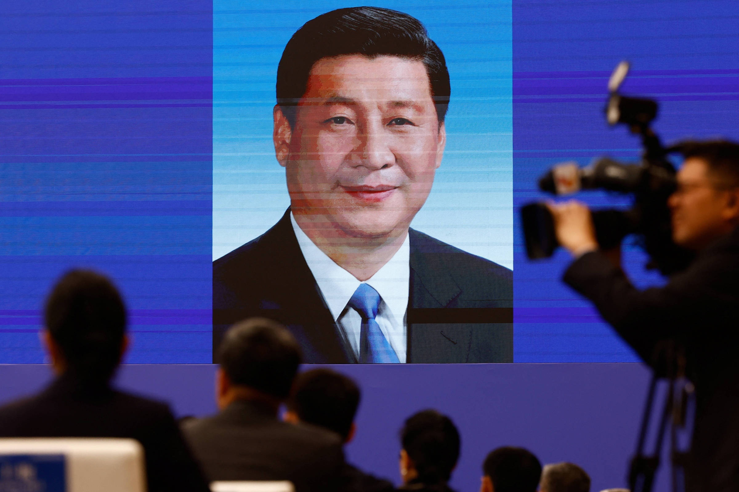 Partido Comunista Chinês prioriza disciplina em plenária que abre transição para novo mandato de Xi