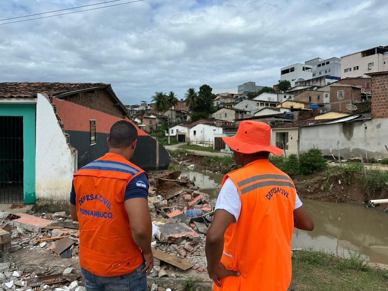 Chuvas em Pernambuco: A Crise que Expõe a Urgência de Resiliência Urbana