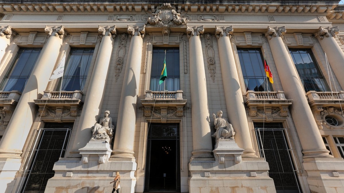 O Alvorecer de uma Disputa Intensa: Pesquisa Quaest Aponta Empate Técnico no Cenário Eleitoral Gaúcho para 2026