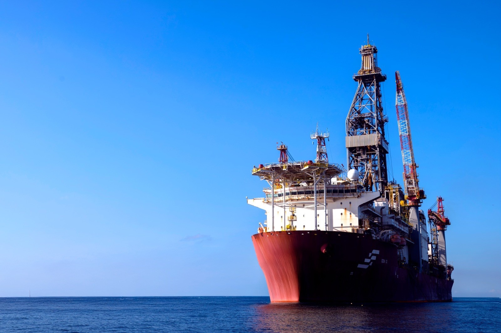 Petrobras Expande Ofensiva na Foz do Amazonas: A Complexa Teia de Desenvolvimento e Risco no Amapá
