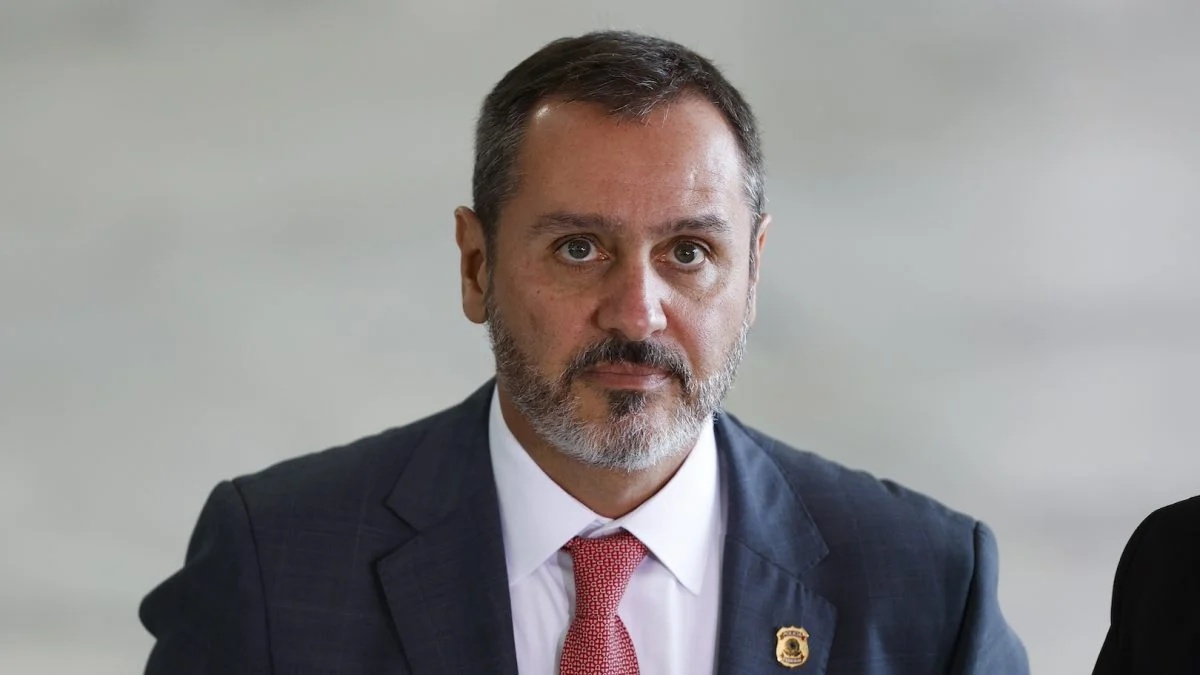Tensão Institucional no STF: Relatório da PF sobre Mendonça Revela Fragilidades na Governança Judicial