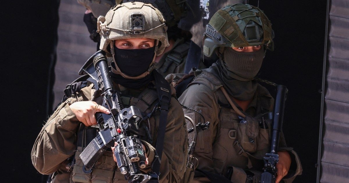 Avanço Israelense em Qalandiya: Uma Análise Profunda das Implicações Geopolíticas e Humanitárias