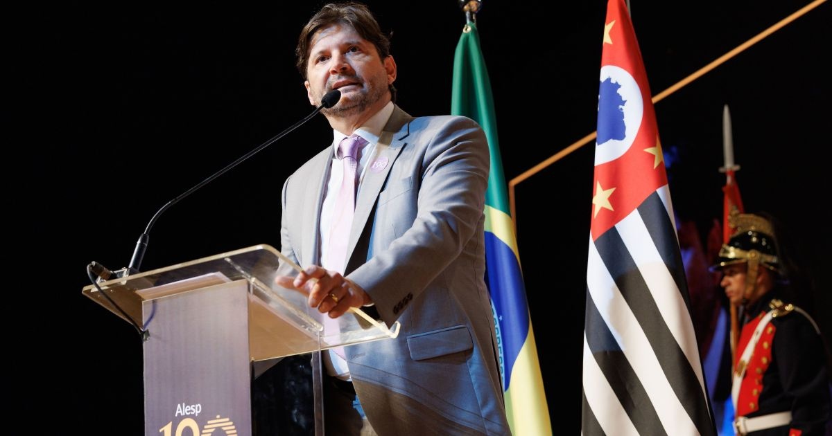 O Xadrez Político do PL para o Senado em São Paulo: Implicações de uma Candidatura Estratégica