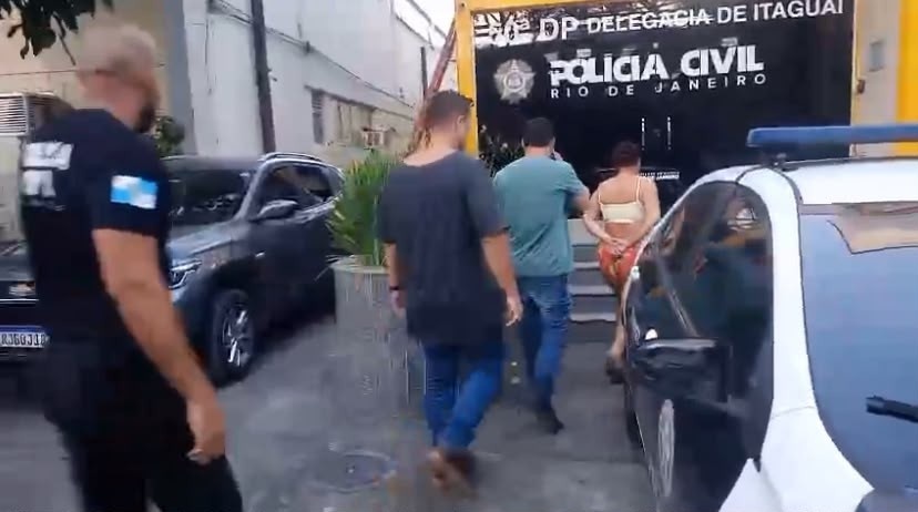 Prisão de Casal por Estupro de Filhos no RJ Aprofunda Debate sobre Proteção Digital e Familiar