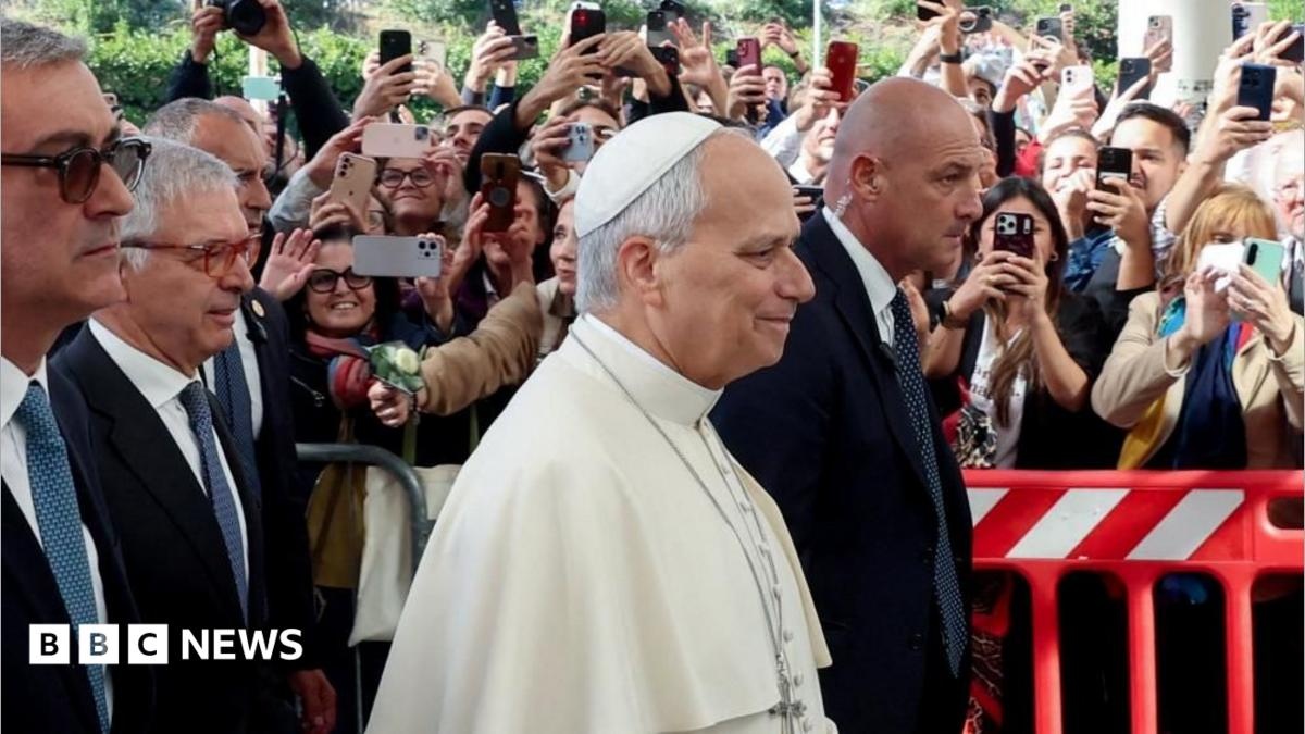 Pope diagnosed with lung cancer but had successful surgery, Vatican says