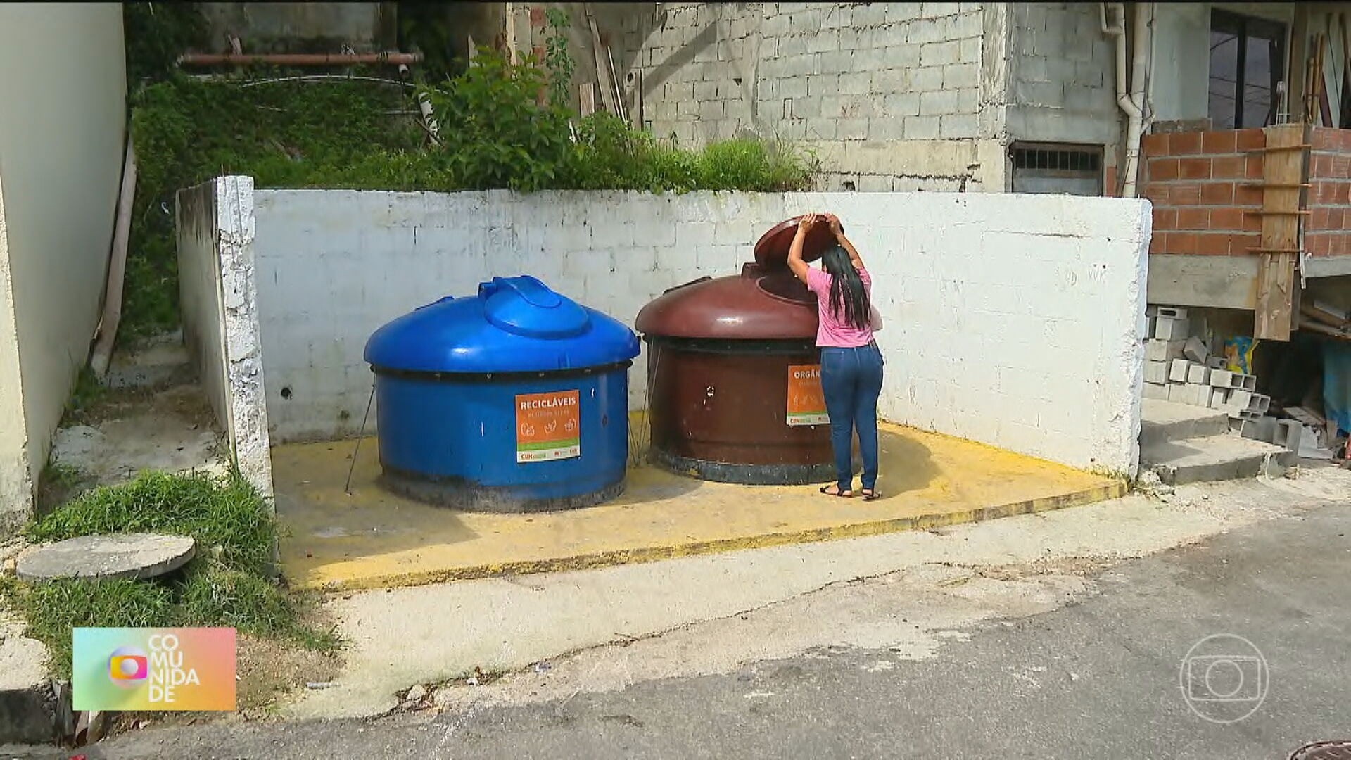 Projeto de coleta seletiva em comunidades de Niterói recolheu 708 toneladas de lixo reciclável em um ano