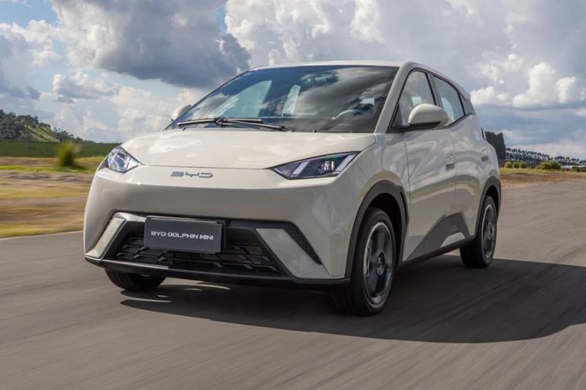 BYD Dolphin Mini Desvaloriza-se após 24 meses de lançamento no Brasil