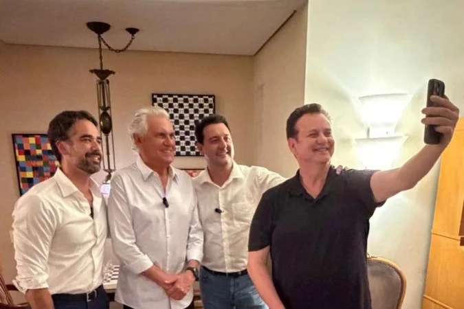 Recuo de Ratinho Jr. Remodela o Tabuleiro Presidencial de 2026