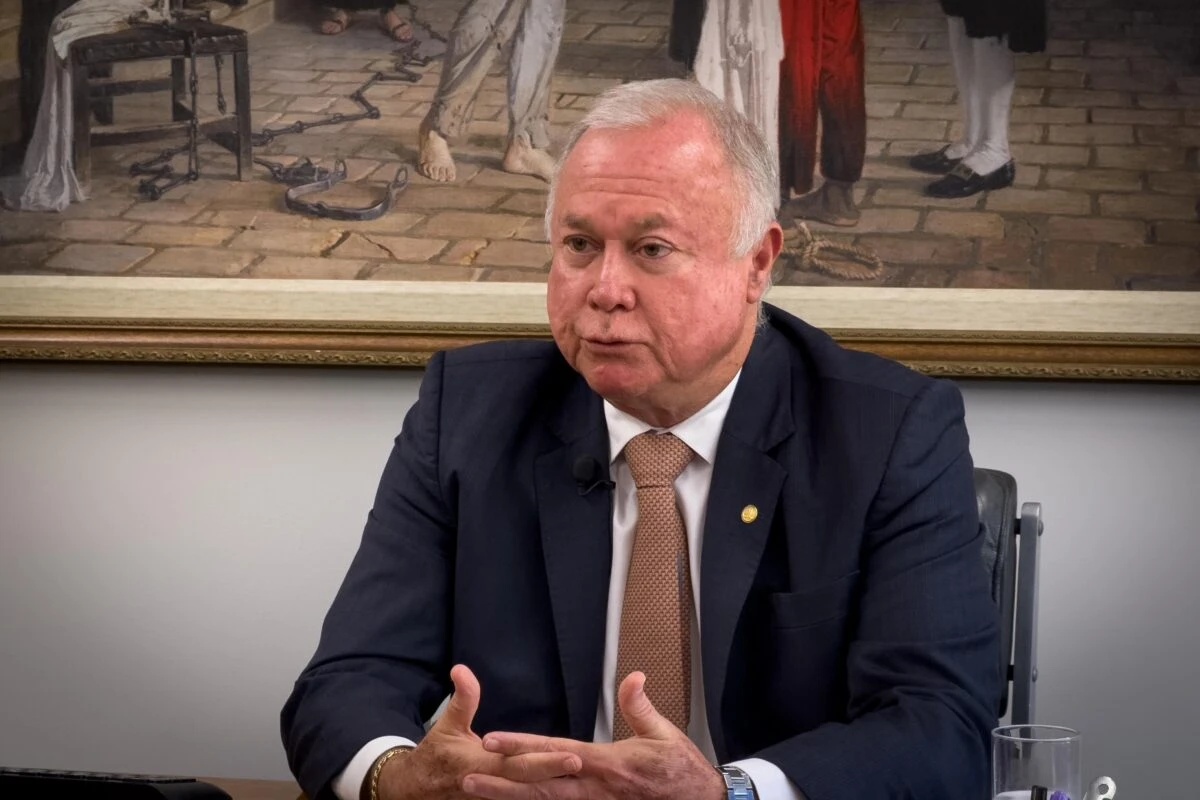 Escala 6x1: O Embate Político que Redefinirá a Jornada de Milhões de Brasileiros