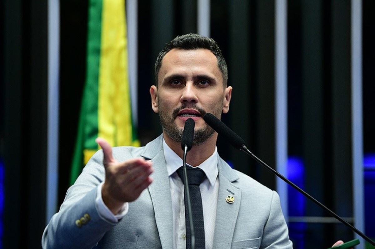 Cenário Político Mineiro em Ebulição: A Ascensão de Cleitinho e as Implicações Nacionais
