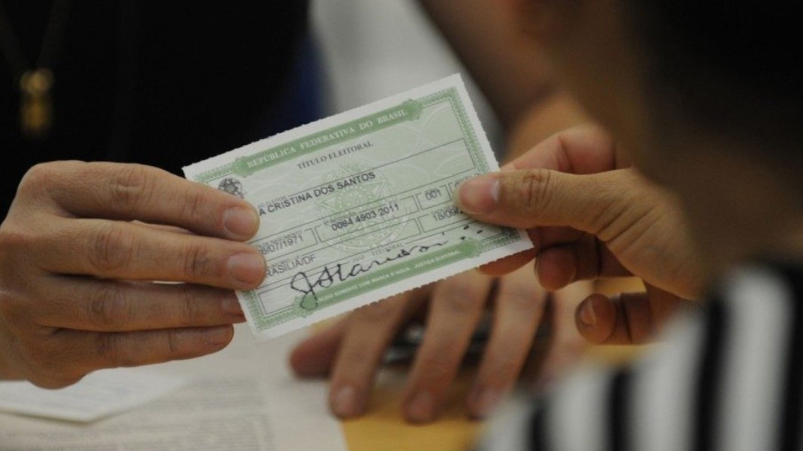 A Urgência da Cidadania: Prazo Final para Regularização Eleitoral em Sergipe Molda o Futuro Regional