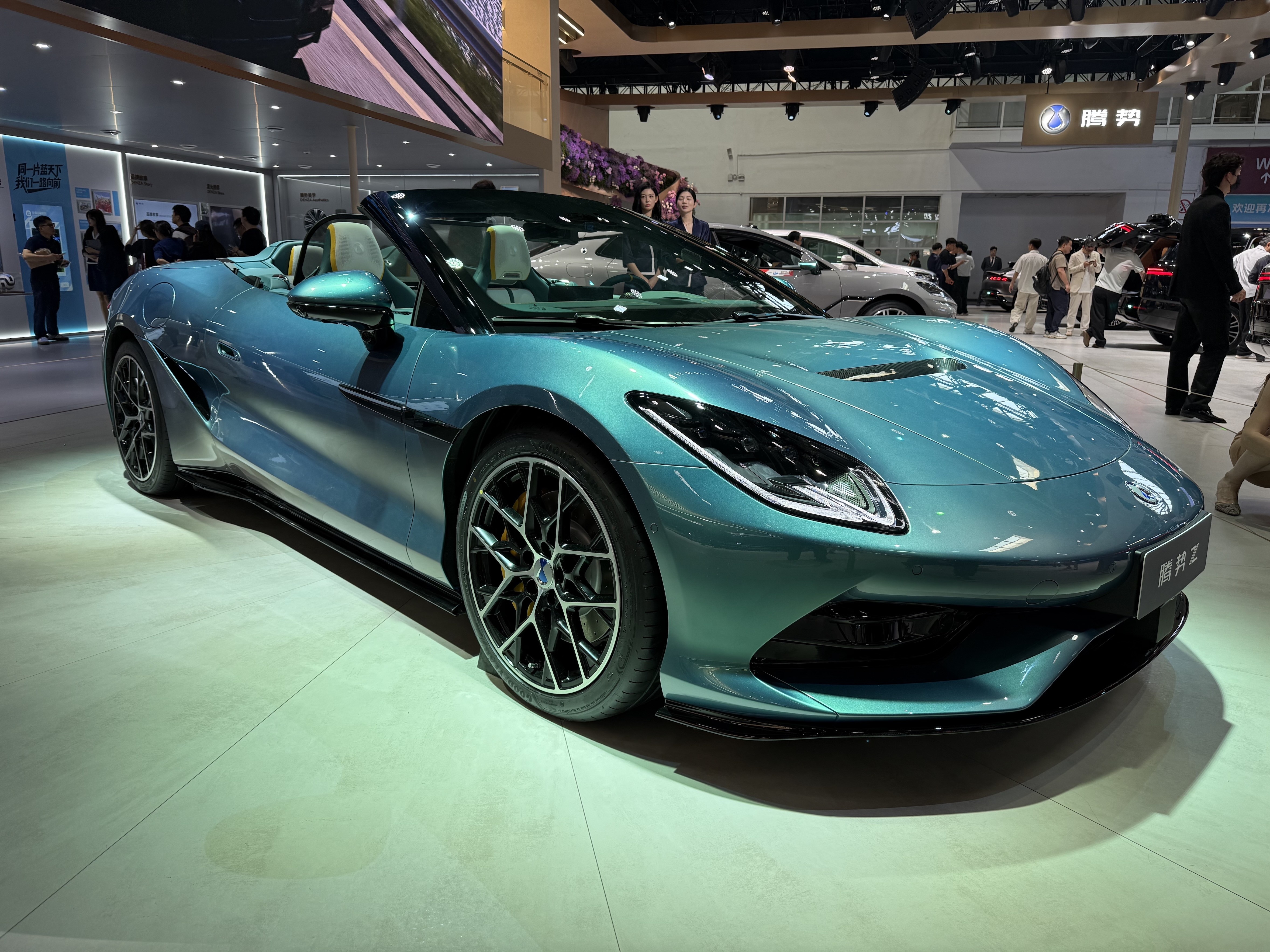 O Supercarro Elétrico da BYD e a Reconfiguração Profunda da Economia Automotiva Global