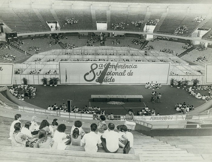 A Gênese do SUS: O Impacto Científico e Social de 40 Anos da 8ª Conferência de Saúde