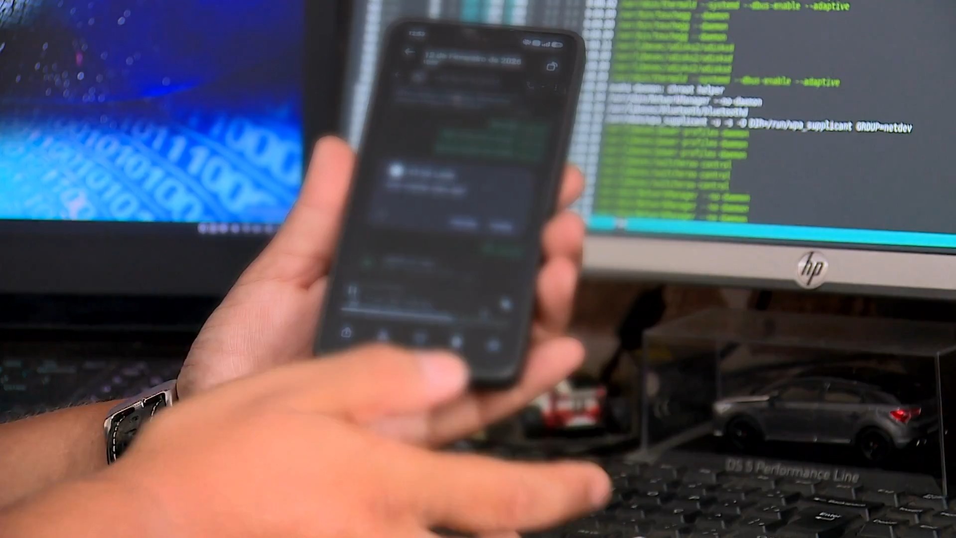 A Ascensão do "Sequestro" de Celulares: Como Seu Dispositivo Se Torna um Alvo de Bilhões