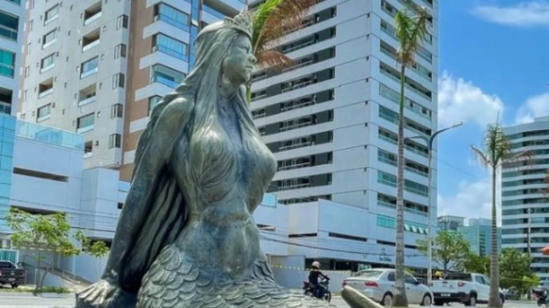 Renascimento da Sereia da Ponta d'Areia: Mais que Arte, Um Símbolo da Identidade Maranhense