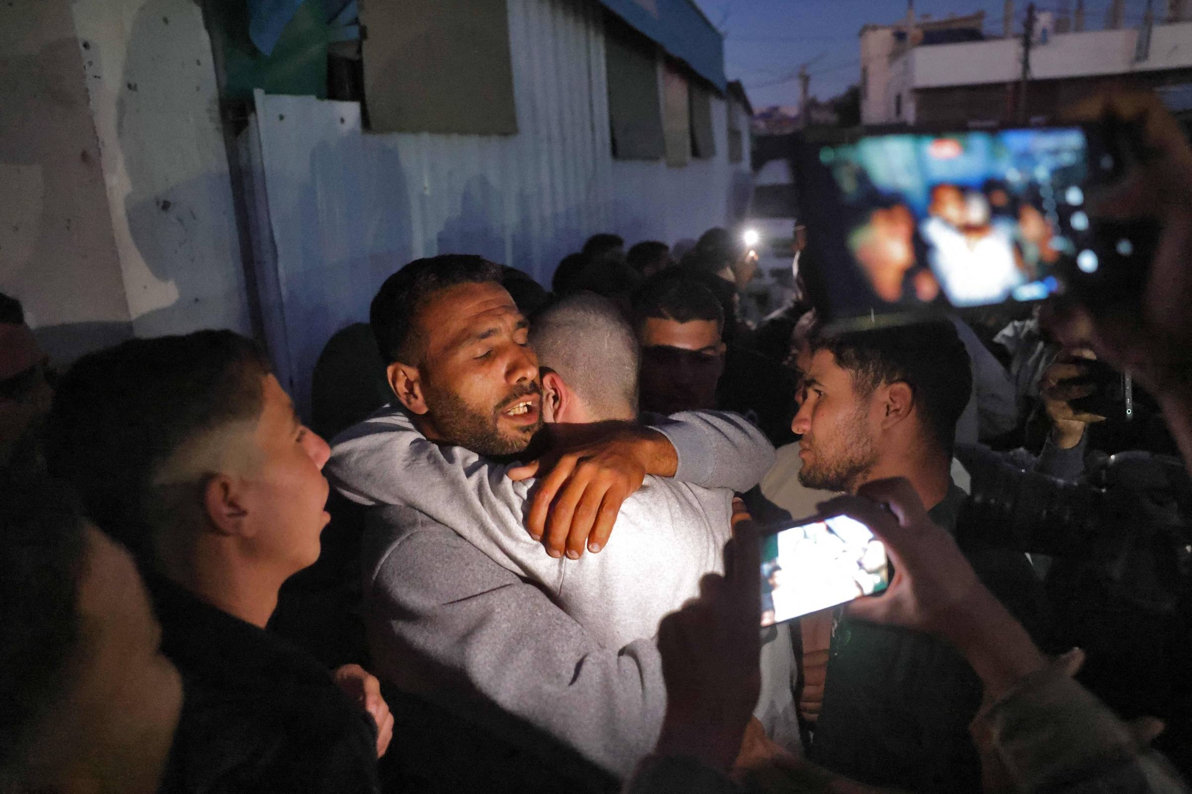 Violência Sexual em Prisões Israelenses: O Silêncio Ensurdecedor e Suas Consequências Globais