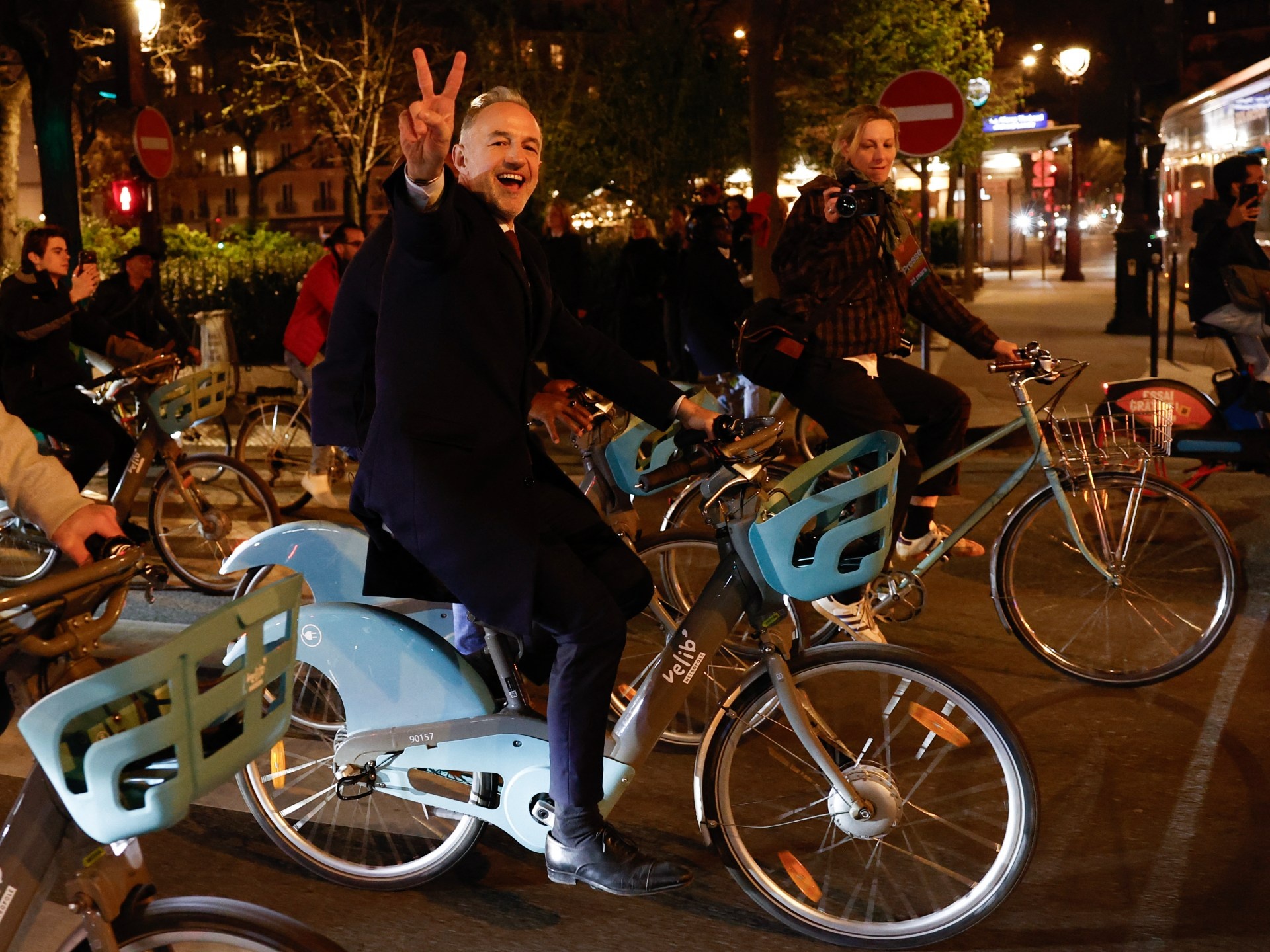 Vitória Socialista em Paris: As Implicações das Eleições Municipais Francesas para o Futuro Político