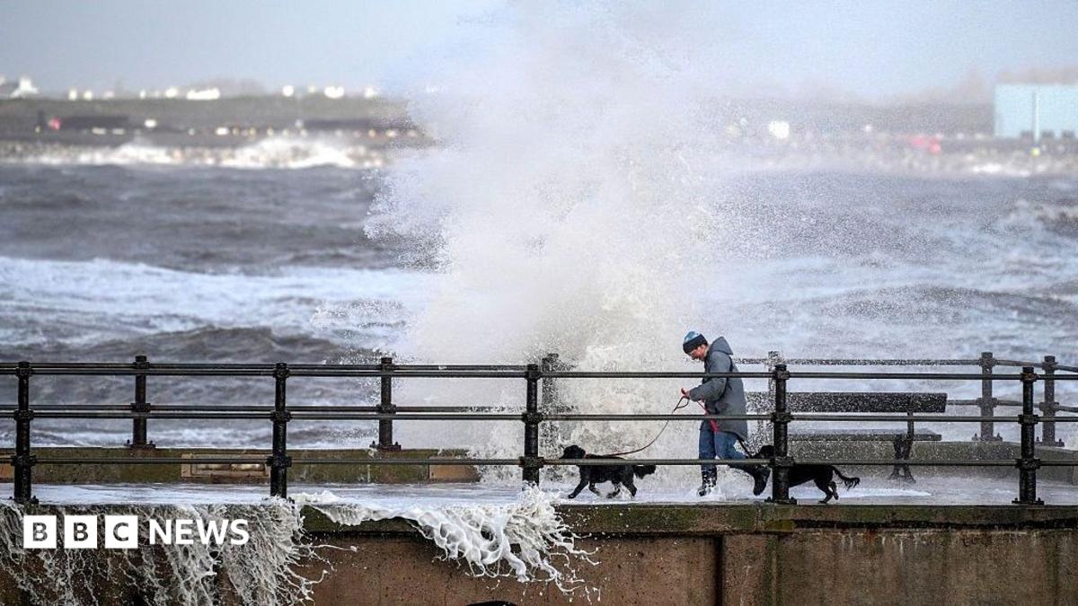 Storm Boelo leaves 90,000 without power as Met Office issues new wind warning