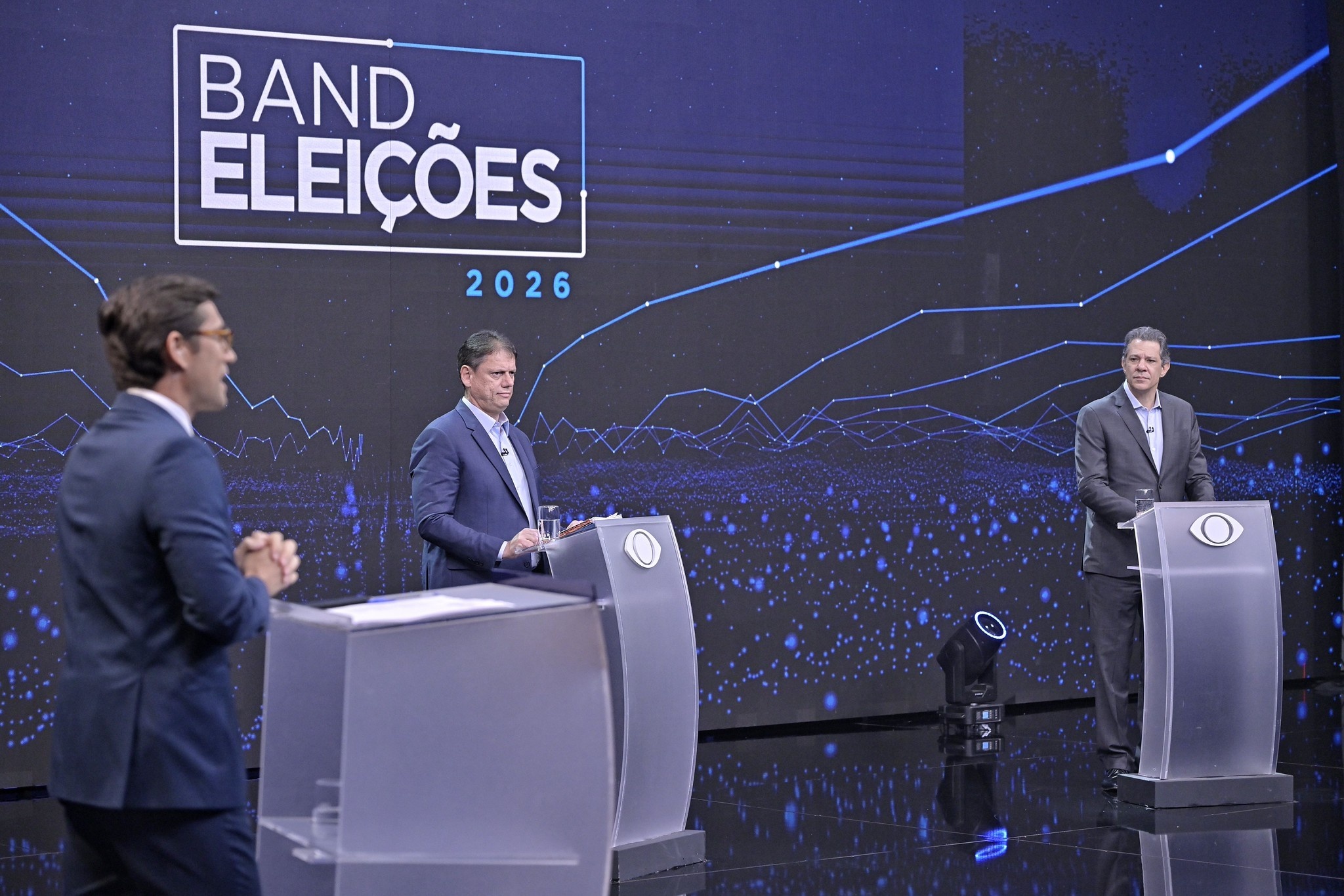 Além do Confronto Eleitoral: As Tendências Ocultas no Debate por São Paulo