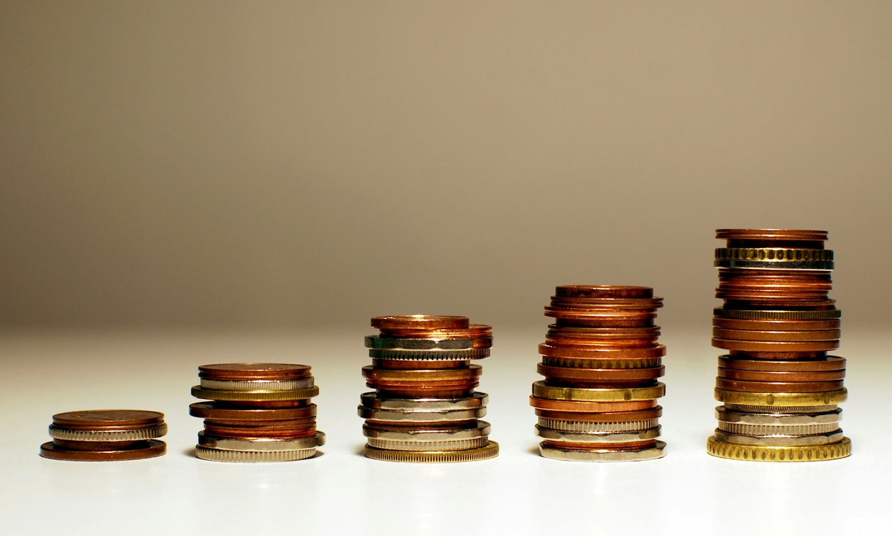 Taxas de DI sobem após dados de inflação nos EUA e pesquisa eleitoral