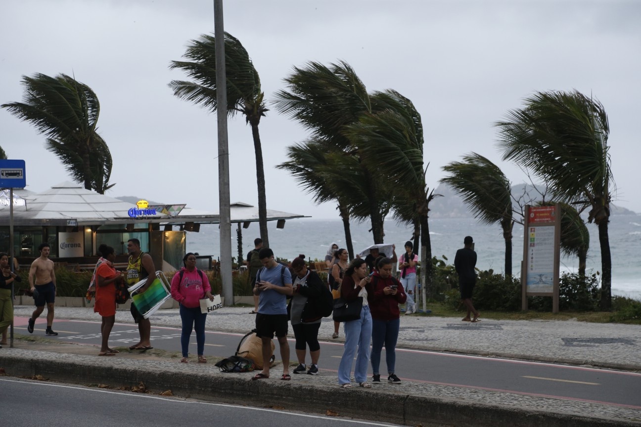 Rio de Janeiro e a Nova Realidade Climática: Como Fenômenos Extremos Redefinem a Resiliência Urbana
