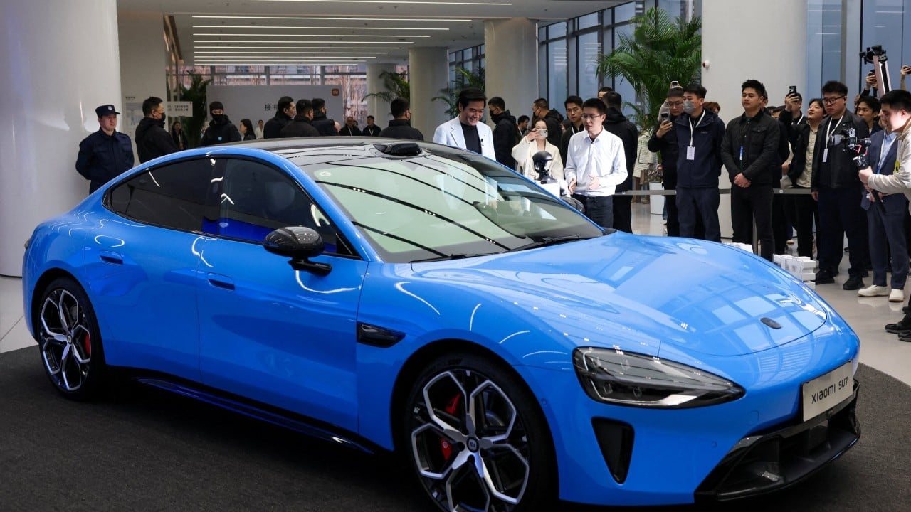 Elevação de Preços de Carros Elétricos na China Sinaliza Reajuste Global do Mercado