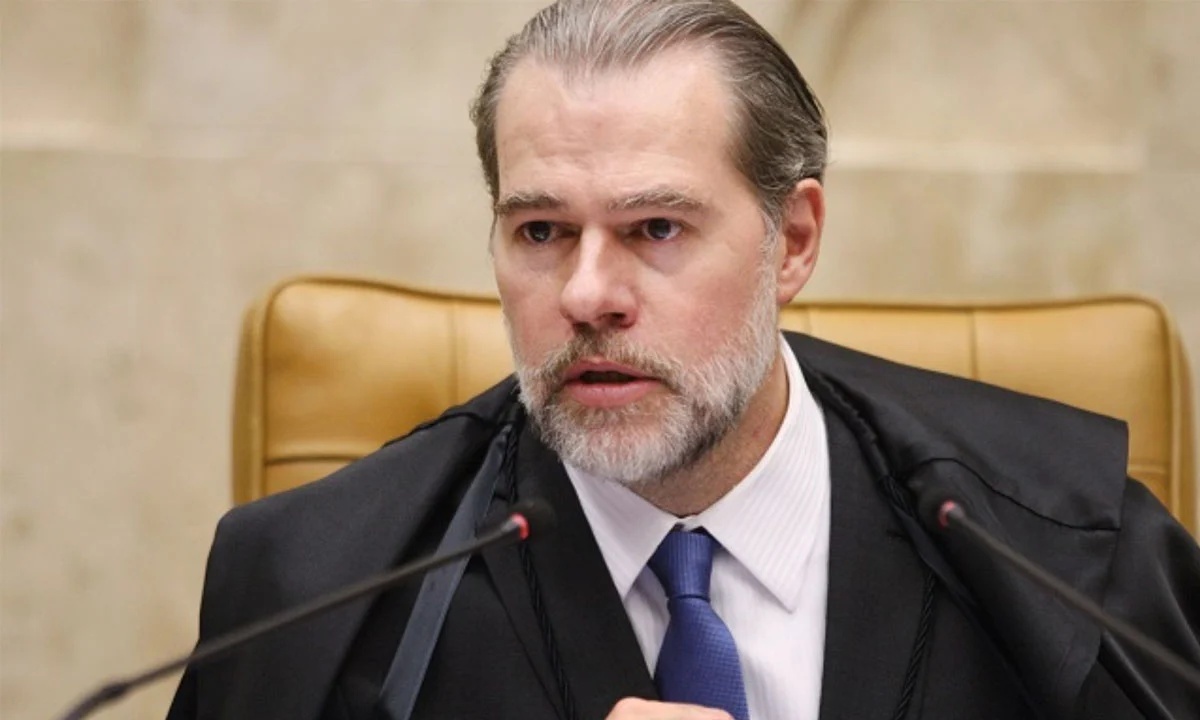 A Recusa de Toffoli na CPI do Master: Sinais de Alerta para a Integridade Institucional e o Mercado Financeiro