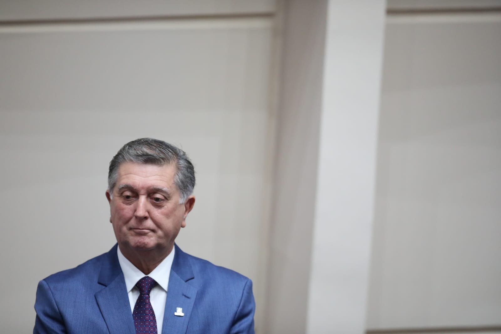 Saída de Topázio Neto do PSD Reconfigura Cenário Político para Eleições de 2026 em Santa Catarina