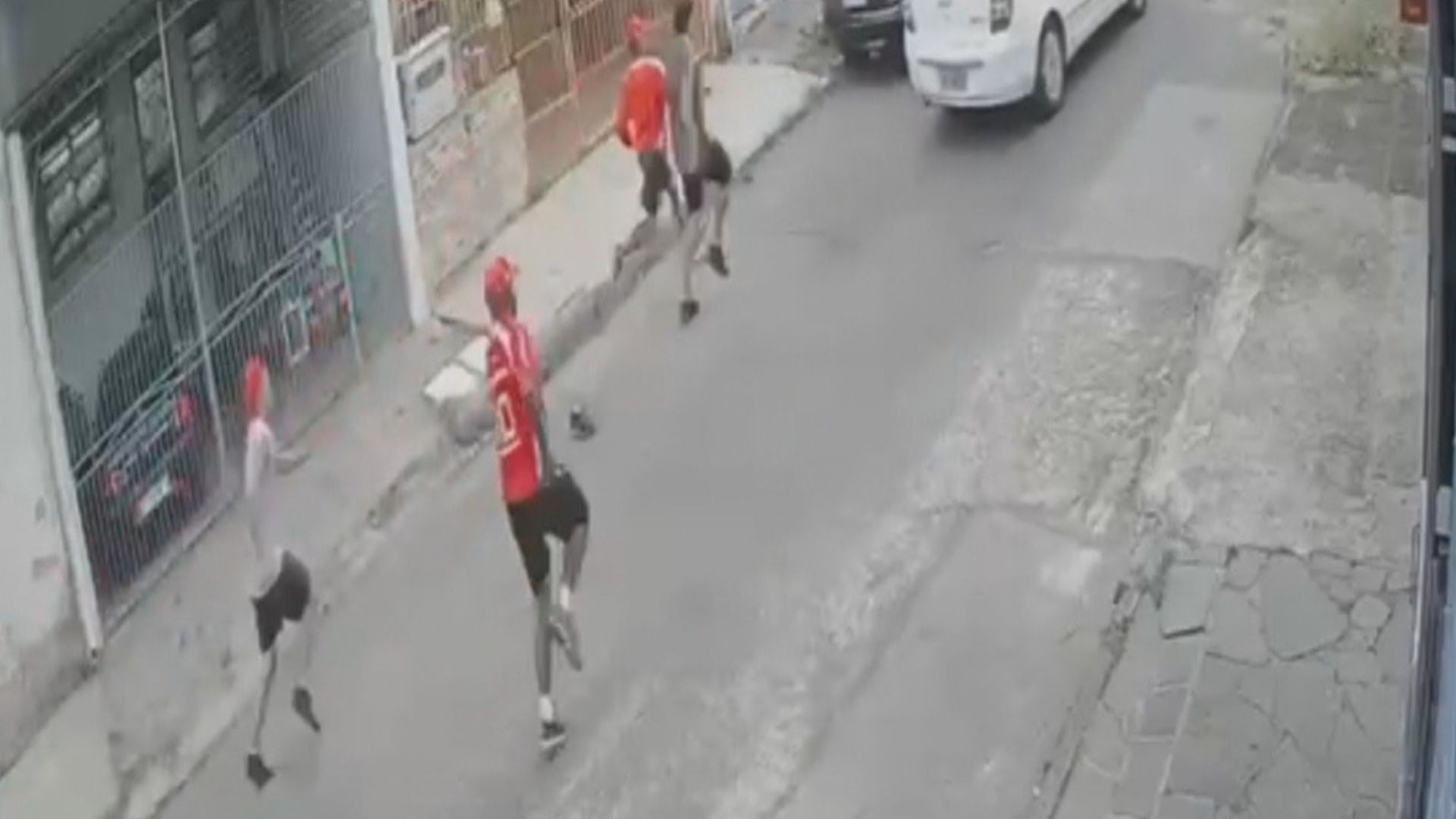 Operação Policial Revela Profundidade da Violência Organizada em Rivalidade Grenal
