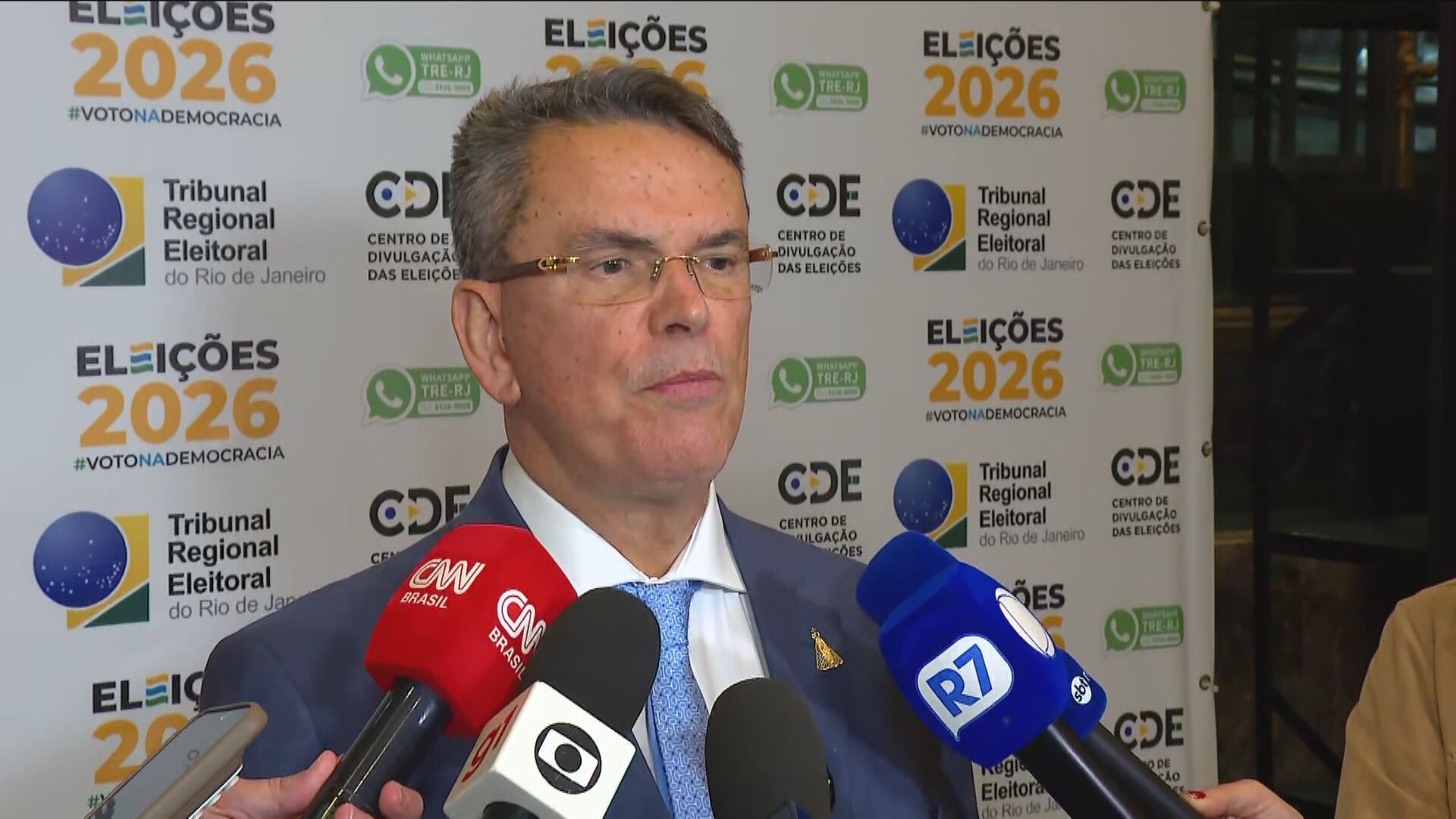 TRE-RJ suspende propaganda eleitoral no rádio e na TV até definição do vencedor no estado