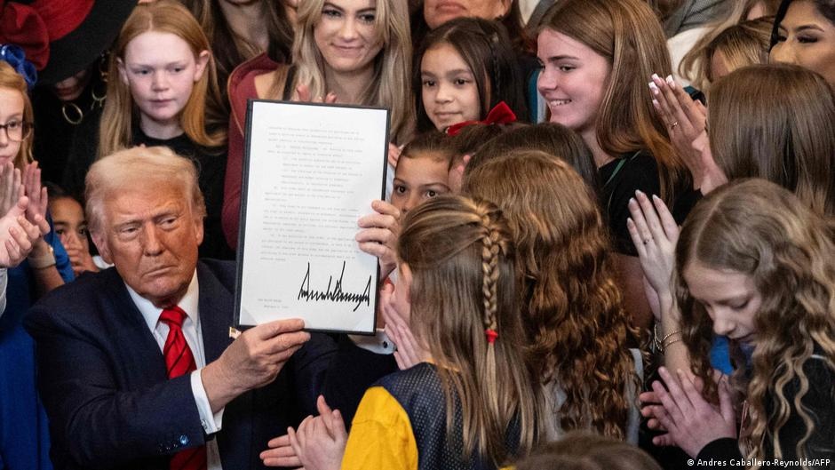 Decreto de Trump Remodela Cenário do Esporte Feminino e Debate Sobre Inclusão Transgênero