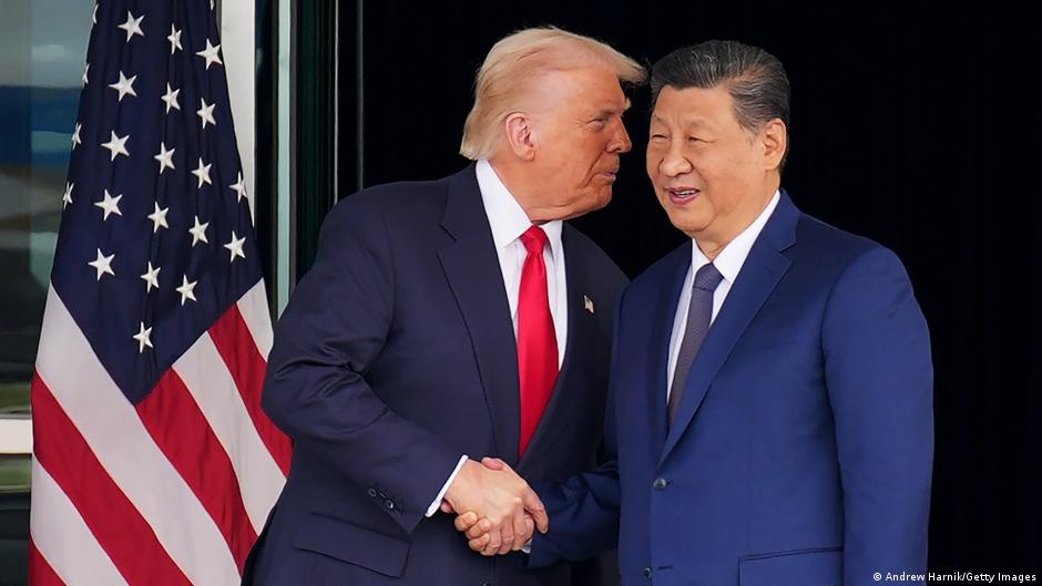 A Complexa Dança Geopolítica: Cúpula Trump-Xi e o Futuro da Ordem Mundial