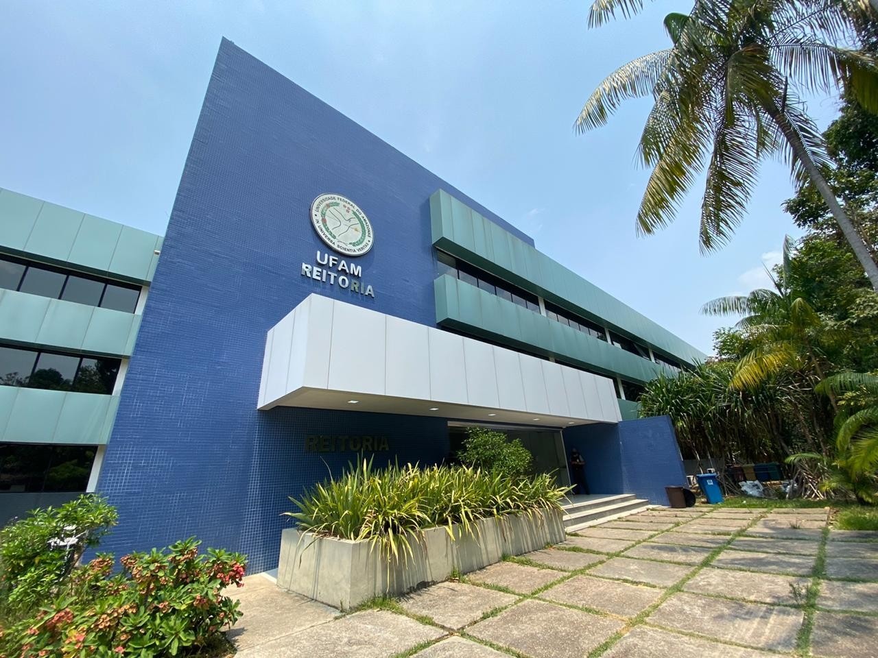 UFAM na Vanguarda: Implicações da Discussão sobre Cotas Trans para a Inclusão Regional na Amazônia