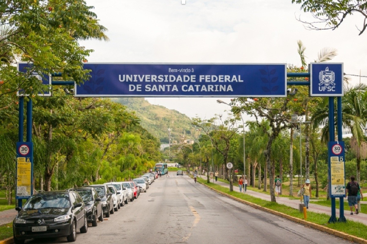 UFSC abre mais de 5 mil vagas para transferências e retornos em 2027