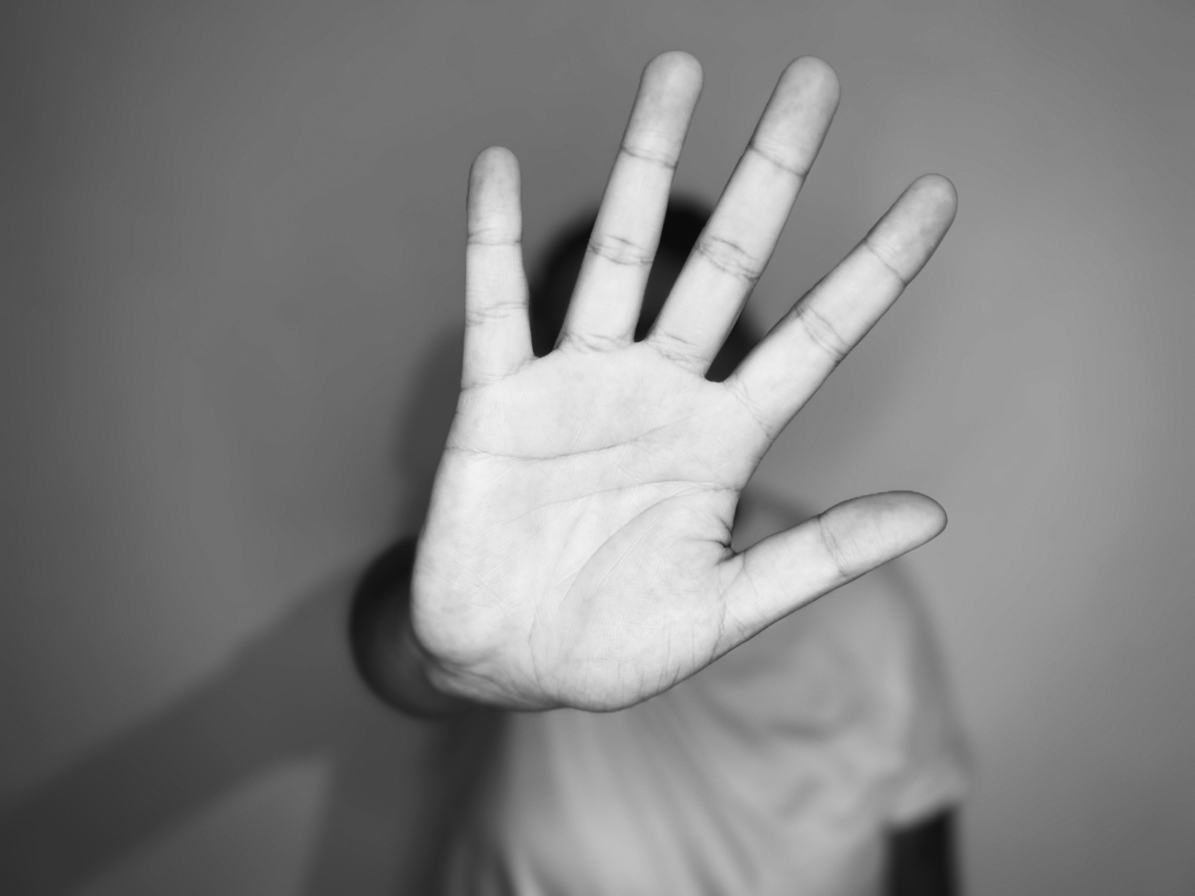 Escalada do Feminicídio no RN: A Tragédia Sistêmica por Trás do Luto Materno