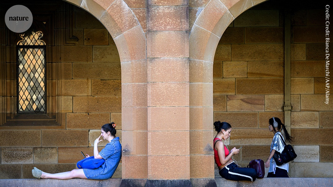 Aumento Drástico em Taxas de Visto Australiano Desafia o Futuro da Pesquisa Científica Global