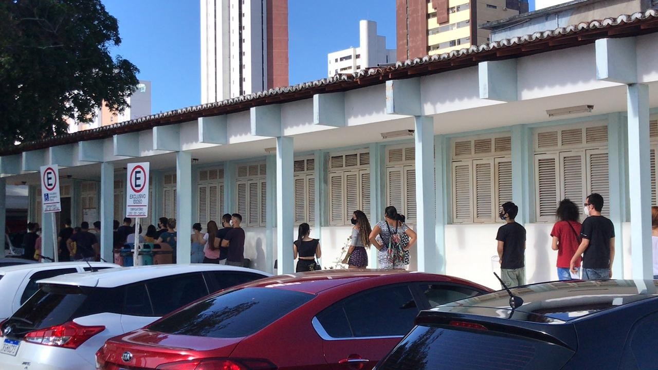 Natal Suspende Vacinação contra Covid: A Complexa Trama da Escassez e Seus Efeitos Regionais