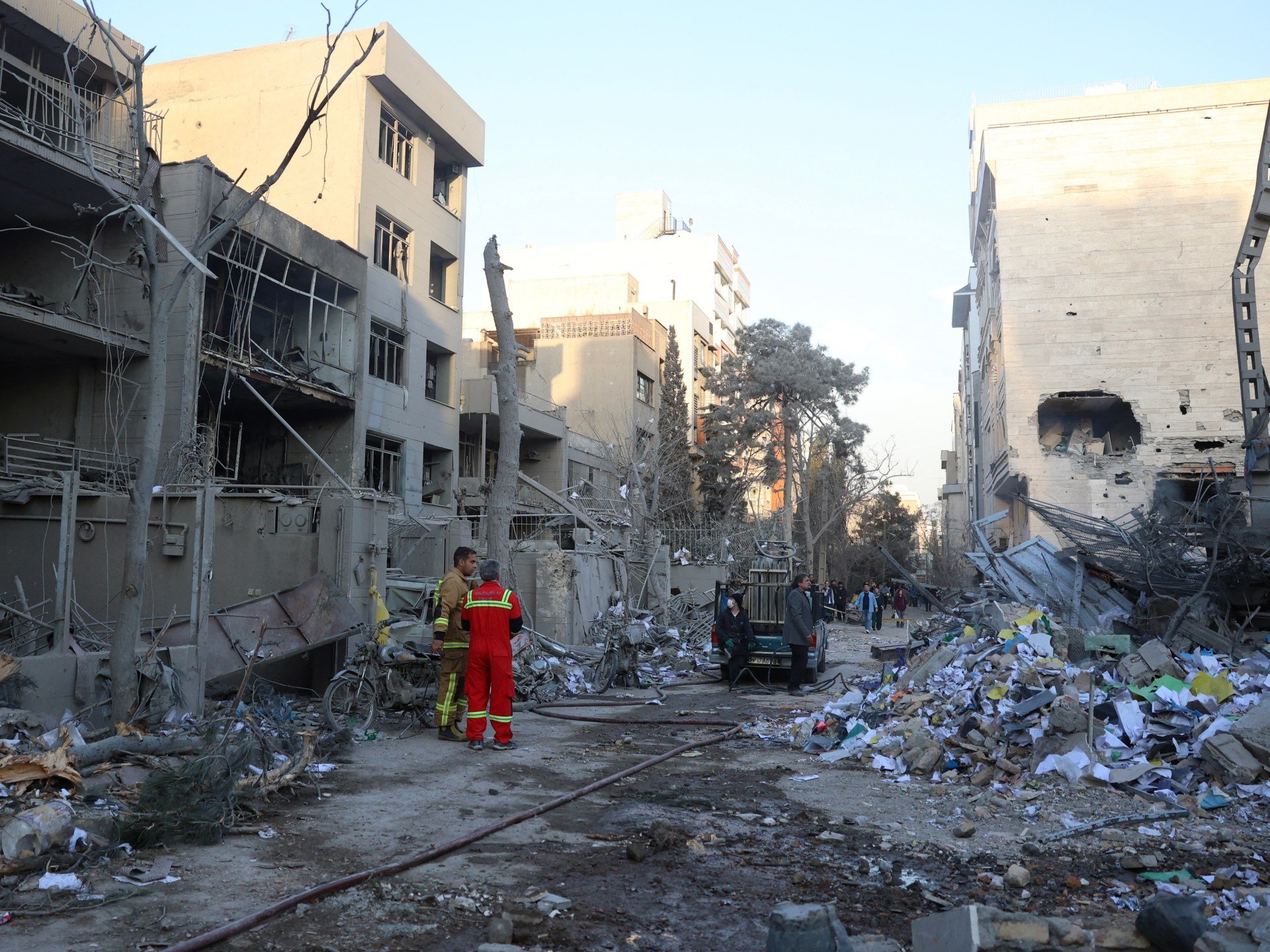 Conflito EUA-Israel e Irã se Intensifica com Ataques Mútuos e Alertas da ONU