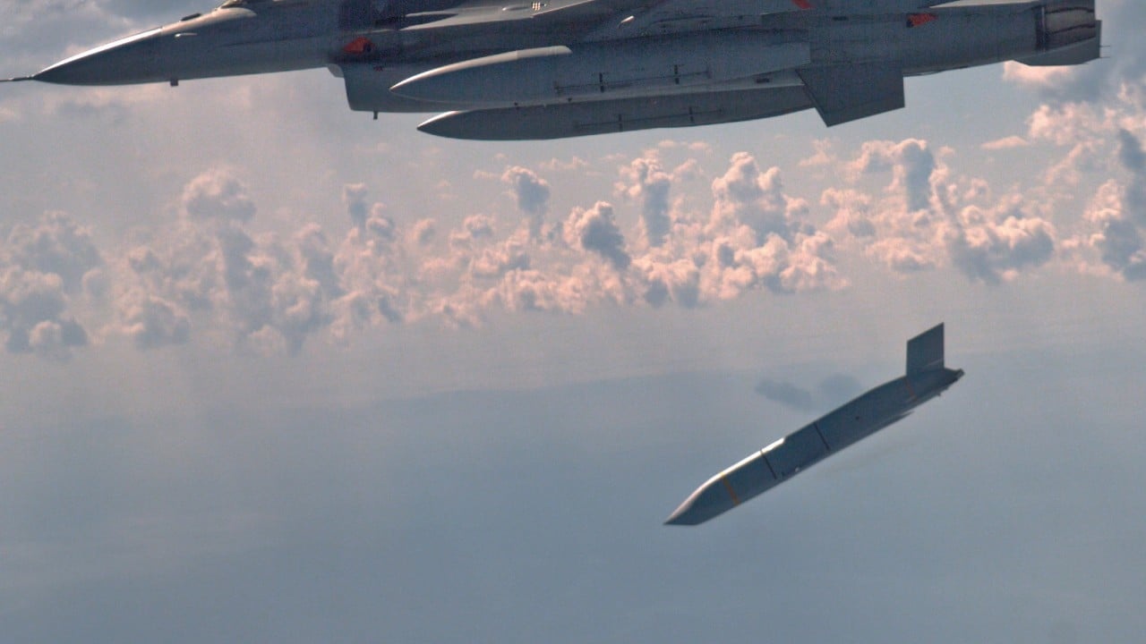 Remanejamento Massivo de Mísseis dos EUA para o Irã Redesenha o Xadrez Geopolítico Global