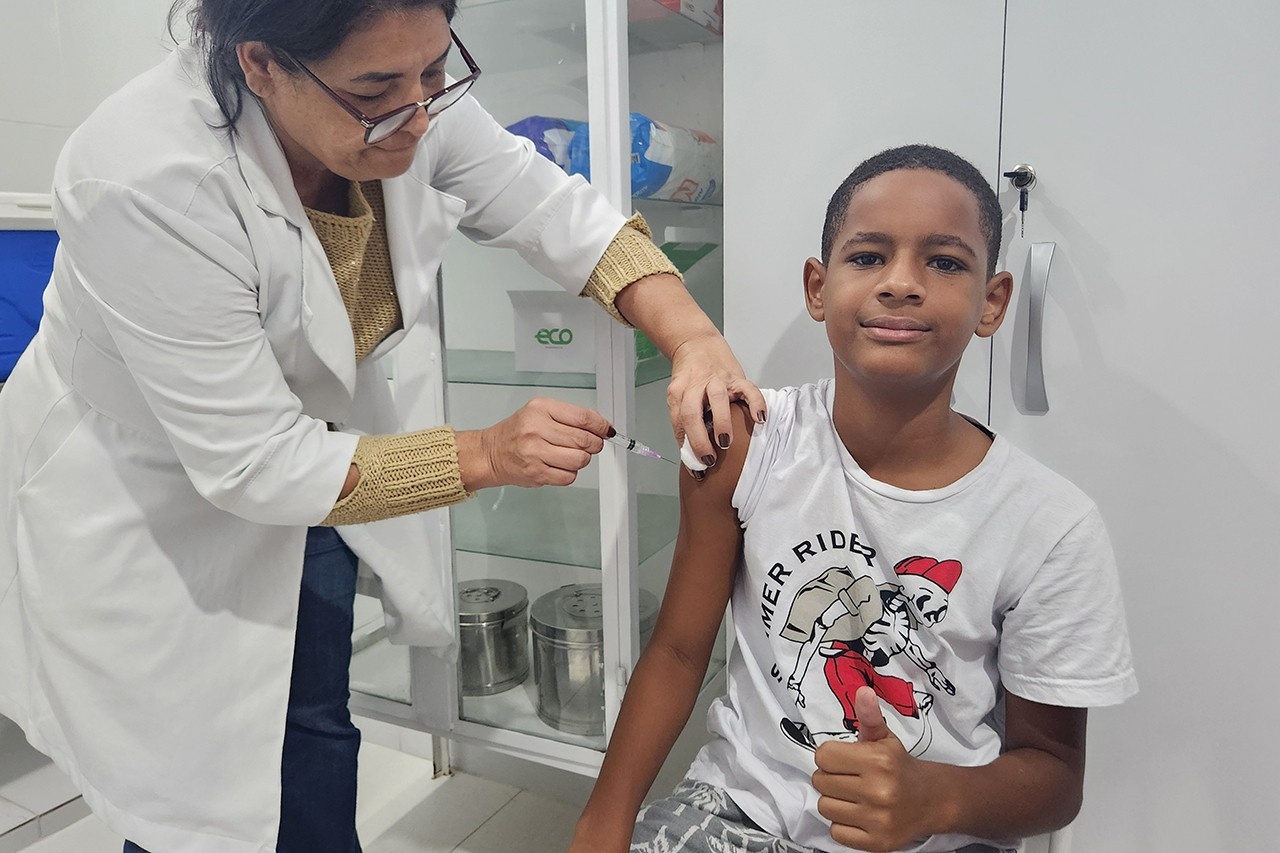 Vacinação contra Influenza: Amapá Liberaliza Doses para Todos em Meio a Baixa Cobertura e Desafios de Saúde Pública