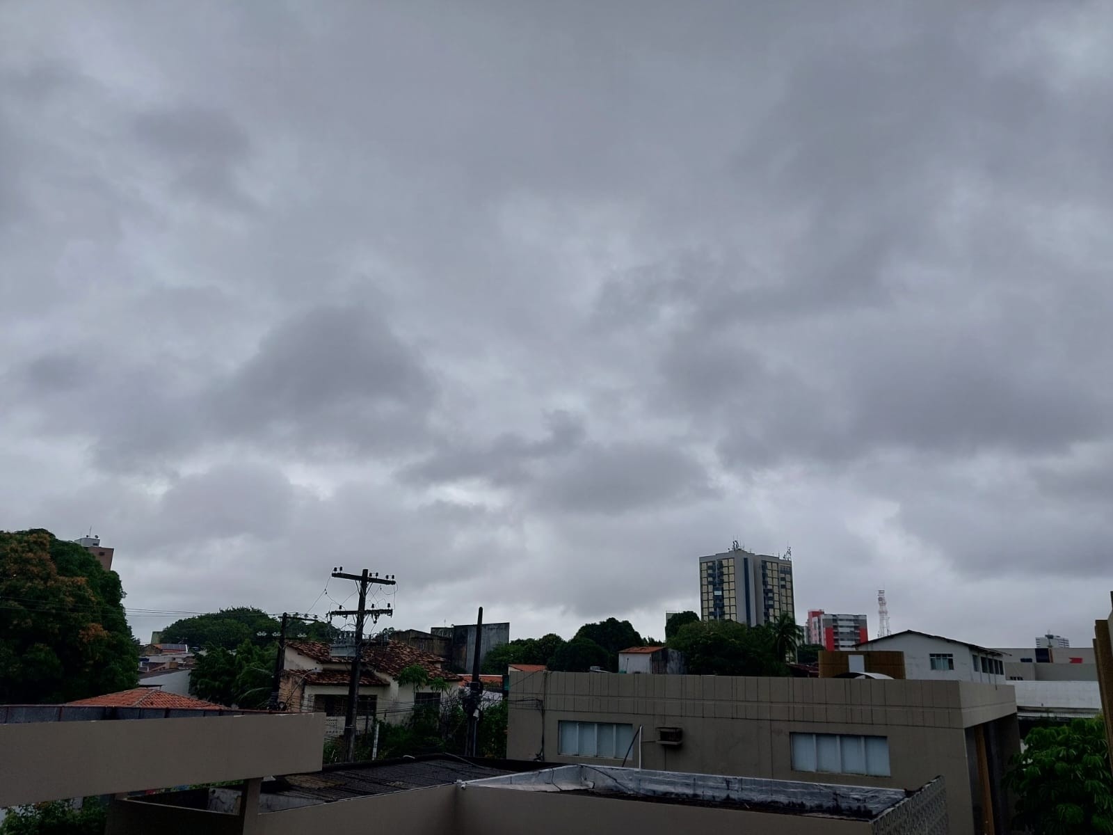 Alagoas Sob Atenção Climática: A Análise Profunda das Chuvas e Seus Reflexos Urbanos