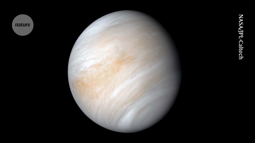 Nova Hipótese Reimagina a Origem da Névoa Impenetrável de Vênus com Poeira Cósmica