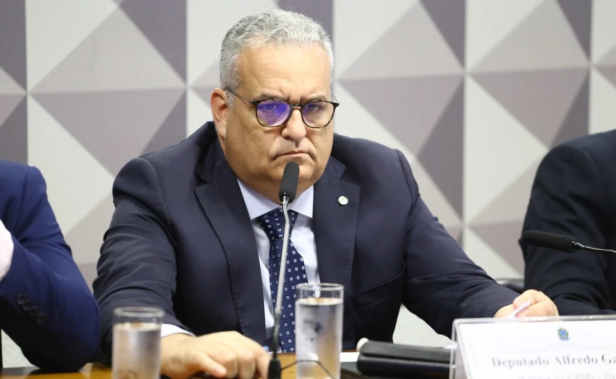 O DNA no Tabuleiro Político: A Demanda de Alfredo Gaspar e os Reflexos nas Eleições