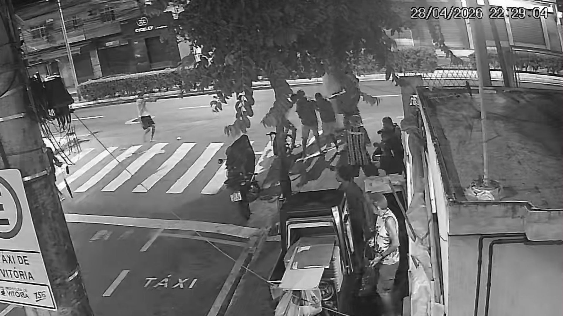 Vitória sob Alerta: Ataque Armado Próximo ao Quartel da PM Expõe Ciclo da Violência Regional