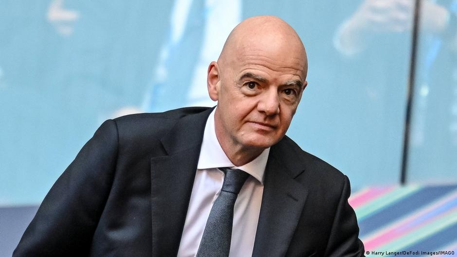 Crise na FIFA: O Que o Recuo de Infantino Revela Sobre o Futuro do Futebol Mundial