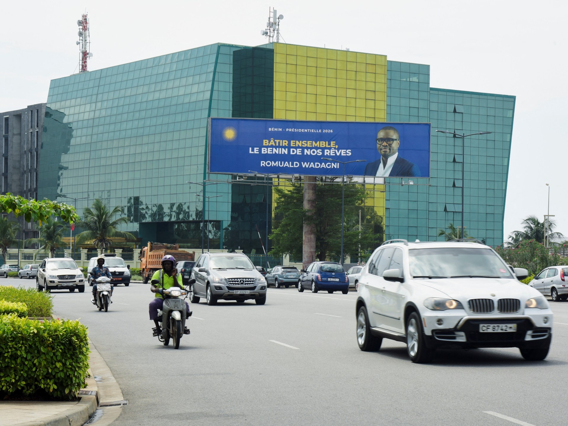 Benin: Eleição Presidencial entre Continuidade Econômica e Desafios à Pluralidade Democrática
