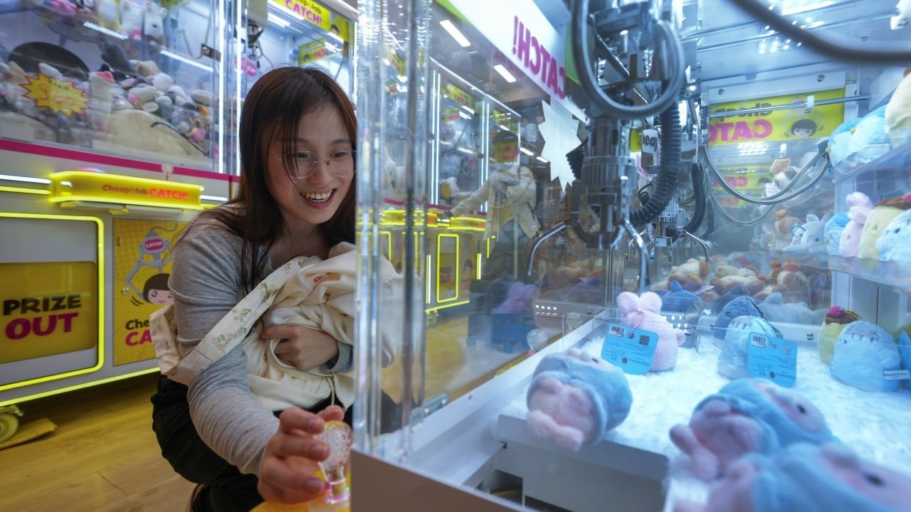 Hong Kong Reage: A Luta Regulatório Contra o Vício Disfarçado em Máquinas de Garra